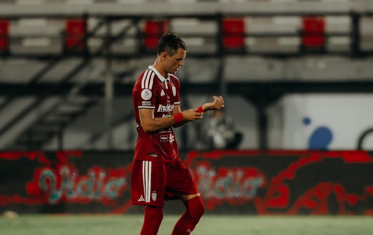Thomas Lam Kena Kartu Merah saat Bali United Menang 6-1, Ini Dampaknya